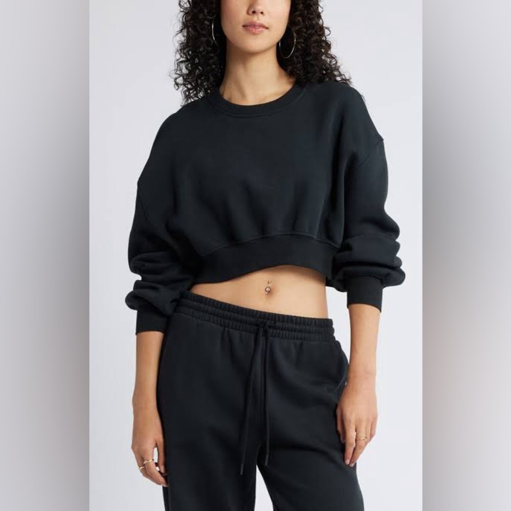 BP Cropped Grey Crewneck Size Small